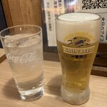 黒田 - 生ビールキリン一番絞りと冷水
