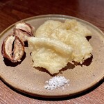 蕎麦と酒処 きくち - アオリイカの天ぷら