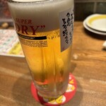 新時代 - ファーストオーダーは、税抜190円の生ビールが定番。今日はメガハイを頼まず、生縛りで３杯！