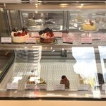 パティスリー エール - 料理写真:店内1