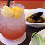 BORDEAUX - ノンアルコールカクテルとブイヤベース