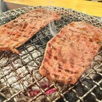 炭火焼肉生ホルモン処 しょうちゃん - 