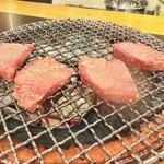 炭火焼肉生ホルモン処 しょうちゃん - 