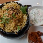 カレーリーブス カフェ＆レストラン - マトンビリヤニ