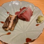 すしやのたい悟 - 魳炙りさんと羅臼の鰤さんでーす。②