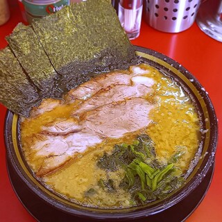 家系ラーメン王道 神道家_0