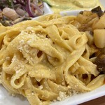 CHACRA Y MAR - Tallarines a la huancaina