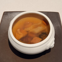 中国飯店 富麗華 - 別名ぶっ飛びスープ。佛跳牆