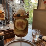 LIGNUM - イチジクのパフェ