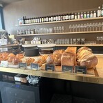 LIGNUM - パンも販売しています。