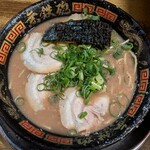 無鉄砲  - とんこつラーメン(味普通、麺硬め、葱多め)