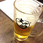 居酒屋　大ざわ - 生ビールは麒麟一番搾り。細い。390円。