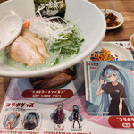 一風堂 - 料理写真:初音ミクコラボラーメン＜青＞～☆