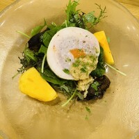 リストランテ野呂 - 京丹波高原豚のトンテキ！横にあるのは柿と茄子です。