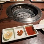 本町肉倶楽部 tongue be - 