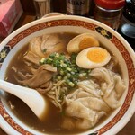 でっかい餃子 曽さんの店 - 