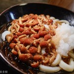 ヨコクラうどん - なめこおろしぶっかけ