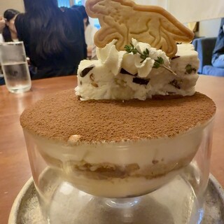 オオカミパフェ_1