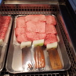 たんや又兵衛 - ネタケースに入ったタン 2014.11.1x