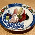高輪それがし - ◉刺身盛り合わせ　　¥1,320-