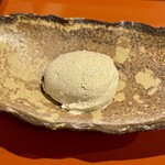 割烹 新多久 - むかごのアイスクリーム