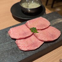 焼肉 黒田 - 
