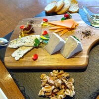 オールデイダイニング カルイザワグリル - チーズの盛り合わせ