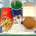 マクドナルド - 料理写真:フィレオフィッシュ・ポテト・ファンタメロン