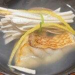 銀座 しのはら - 素揚げした鯛が最高