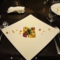 DINING & BAR TABLE 9 TOKYO - 