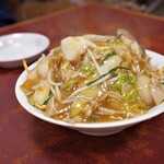 珍来 - 料理写真:ボリューム満点揚げ焼きそば