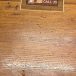 一蘭 那覇国際通り店 - 深夜でもフル回転。蟻まで観光していた夜。