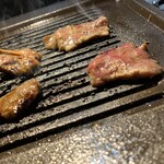 焼肉酒場 にく奉行 - 