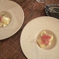 ワインとくつろぐ ツキアカリ - 