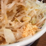 ラーメン・つけ麺笑福 - ニンニクはチョボッと