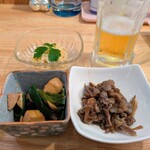 立ち飲み美味 - マグロ煮付け　肉ごぼう