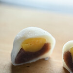 榮太樓總本鋪 - "栗大福餈（くりだいふくもちひ）"、斷面（きりくち）