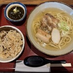 沖縄地料理 波照間 - 