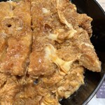 資さんうどん - カツとじ丼アップです。