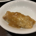 萬珍樓點心舗 - 2つセットなのに写真撮り忘れる美味しさの筍の湯葉巻き