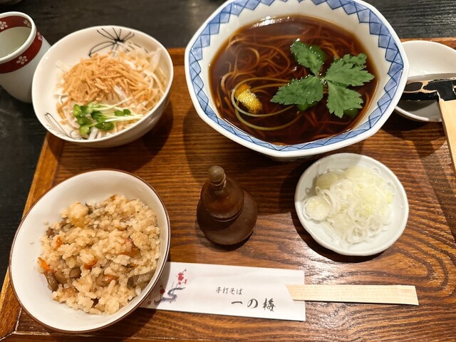 ソバ（4点） Teuchi Soba Ichino Ume - Meinohama/Soba (Buckwheat noodles) | Tabelog