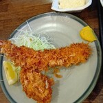 巣鴨ときわ食堂 - エビフライ560円、牡蠣フライ340円、タルタル120円