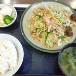 巣鴨ときわ食堂 - 野菜炒め定食 1,170円 これは高いよね