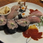 魚山人 - 再訪：古代米の寿司