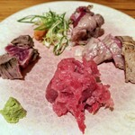 千ふく - 青森 大間 天然本鮪243.4kg  希少部位盛り合わせ(中落ち、脳天、頰肉、めじり)