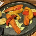 ル バー ラヴァン サンカンドゥ アザブ トウキョウ - 