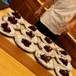 鮨 しゅん輔 - ミンククジラが勢ぞろい