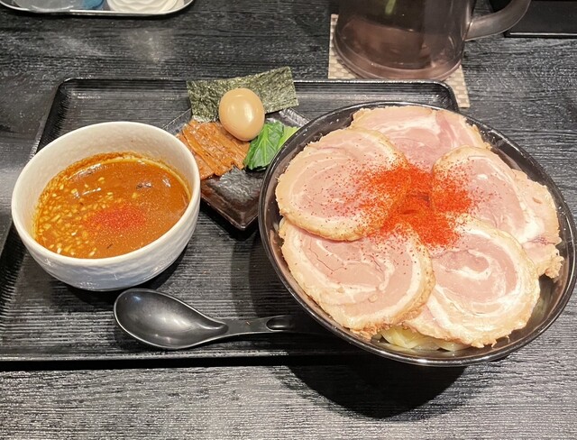 Menya Eikichi Kachofugetsu