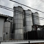 月の蔵人 - 外観向かい