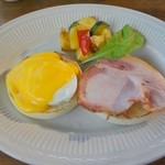 エッグベネディクト